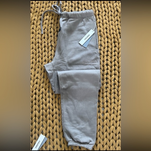 Fear of God Essentials Set - Picture 4 of 7